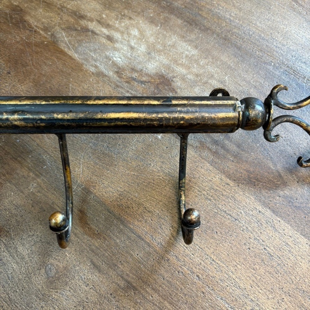 Key Holder Wall Mount Rack Decorative Home Decor Rustic Entryway Coat Rack - Picture 3 of 9